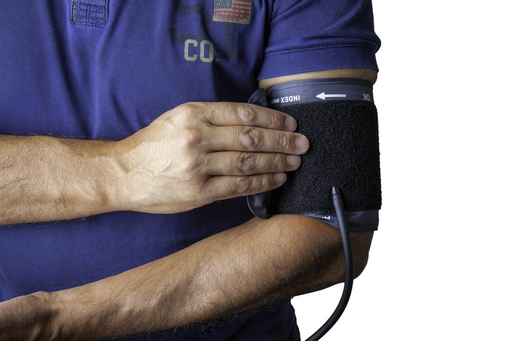 Kako si pomagati pri nizkem krvnem tlaku 